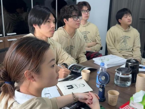 走百企寻责任担当，访百人探节粮良方——威尼斯879787972023级中美金融学1班系列团日活动